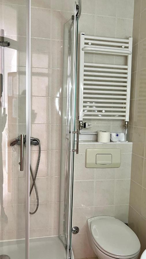 Apartments Neven Омиш Экстерьер фото
